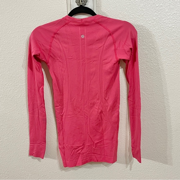 Swiftly Tech Long-Sleeve Shirt 2.0 Hip Length - Pink Dragonfruit - Size 4 - Picture 8 of 11